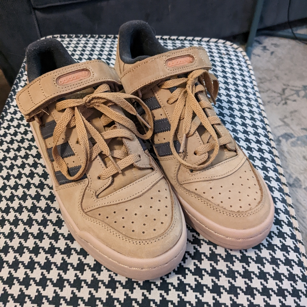 adidas Tan and Black Men's Sneakers